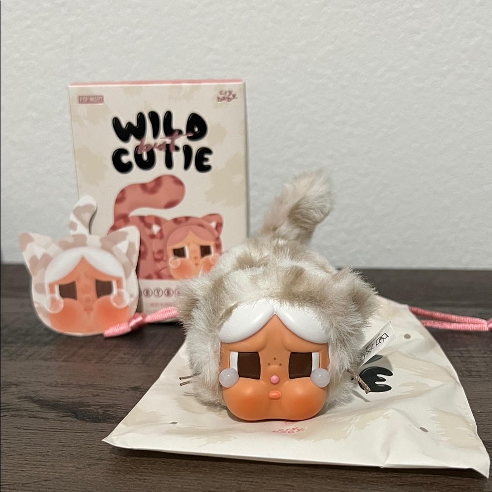 Cry Baby - Wild But Cutie - Vinyl Plush Pendant - Confirmed Vanilla Cutie